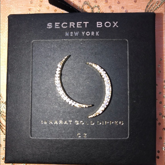 SECRET BOX Jewelry - 14K Gold Dipped 🔥